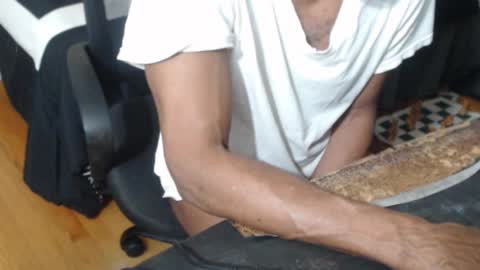 Snapshot of imanlolo789__ chatting on December 11, 10:04 am Imanlolo789   formerly known as Slimrodxxx  independent model online show from December 11, 10:04 am