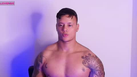 imconor online show from July 13, 11:06 pm