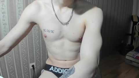 IncredibleGuy online show from February 18, 10:36 pm