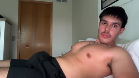 Snapshot of infamouslucas chatting on September 9, 7:24 pm Lucas online show from September 9, 7:24 pm