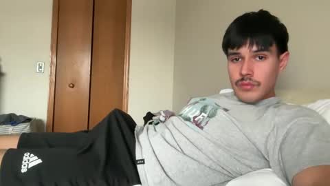 Snapshot of infamouslucas chatting on February 7, 10:20 pm Lucas online show from February 7, 10:20 pm