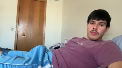 Snapshot of infamouslucas chatting on January 14, 7:43 pm Lucas online show from January 14, 7:43 pm