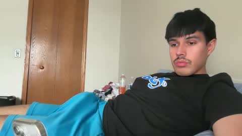 Snapshot of infamouslucas chatting on January 12, 8:47 pm Lucas online show from January 12, 8:47 pm