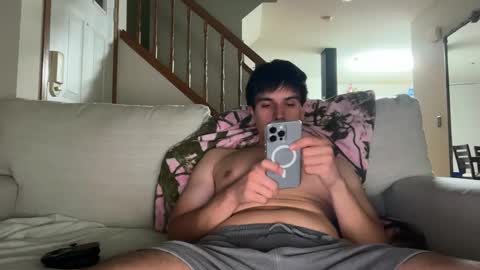 Snapshot of infamouslucas chatting on October 16, 2:52 am Lucas online show from October 16, 2:52 am