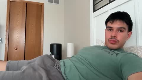 Lucas online show from February 24, 6:52 pm