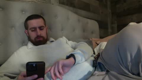 Snapshot of inmybackyard chatting on January 17, 5:21 am InMyBackyard online show from January 17, 5:21 am