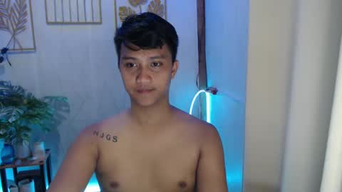 Neil online show from January 19, 10:17 am