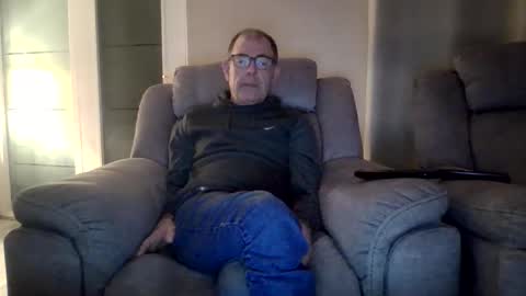 Snapshot of inthemood63 chatting on October 21, 8:45 pm inthemood63 online show from October 21, 8:45 pm