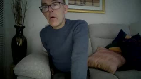 inthemood63 online show from March 15, 5:52 pm