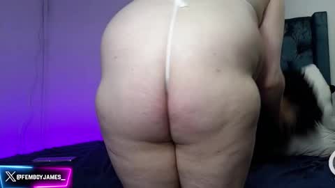 Snapshot of irishgayguy3 chatting on October 26, 4:36 am J online show from October 26, 4:36 am