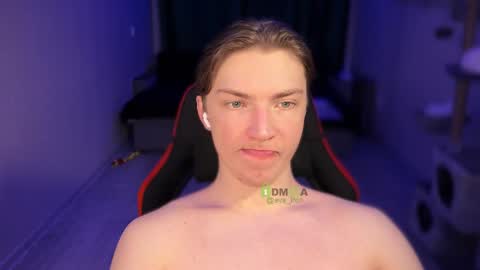 Snapshot of iron__chapman chatting on January 20, 9:01 pm Iron online show from January 20, 9:01 pm