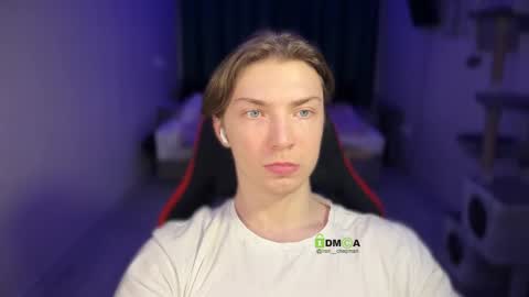 Snapshot of iron__chapman chatting on December 29, 8:58 pm Iron online show from December 29, 8:58 pm