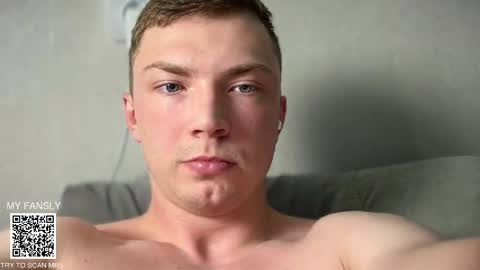 Snapshot of iron__chapman chatting on October 21, 9:17 pm Iron online show from October 21, 9:17 pm