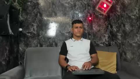 Iron king online show from July 10, 1:14 pm