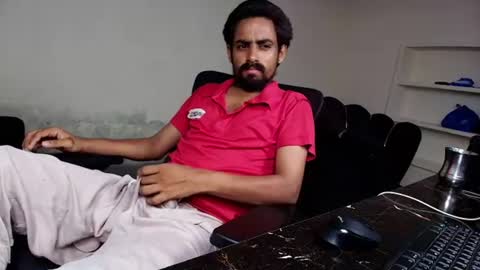 Naveed online show from July 7, 5:27 pm