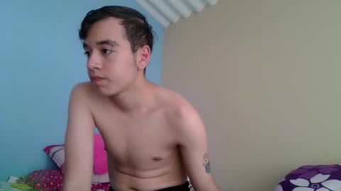 irondante01 online show from February 16, 9:46 pm