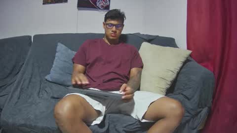 ironvelour online show from February 12, 3:45 am