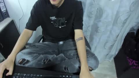 Isaac online show from October 4, 3:11 am