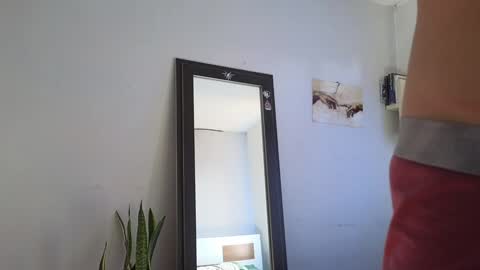 isais hunt online show from January 9, 1:35 pm