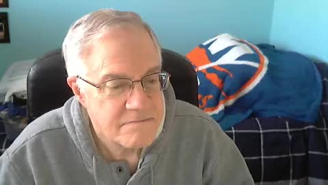 islesman22 online show from December 13, 6:05 pm