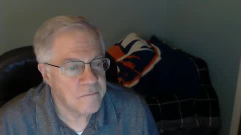 islesman22 online show from January 3, 1:38 am