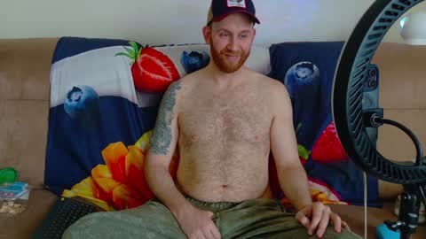 Tall Jewish Ginger DOM online show from January 5, 10:32 am