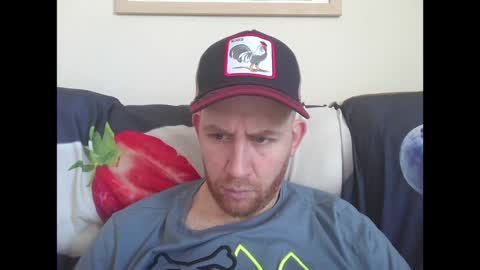 Tall Jewish Ginger DOM online show from December 5, 10:12 am