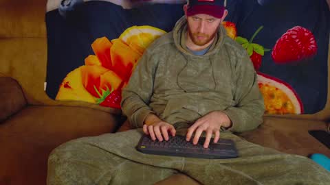 Tall Jewish Ginger DOM online show from January 5, 12:31 am