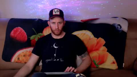 Tall Jewish Ginger DOM online show from December 2, 11:05 pm