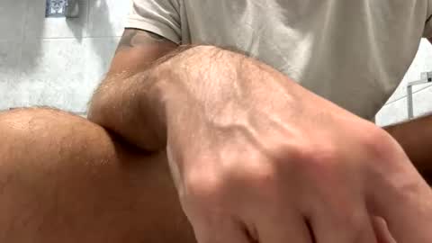 italianbigcock91 online show from October 3, 5:23 am