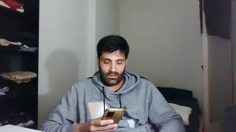 italianboybcn online show from March 4, 5:56 pm