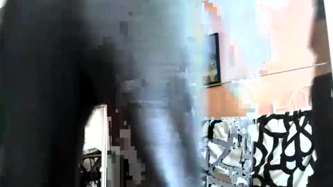 italianmonsterD online show from January 5, 11:15 am