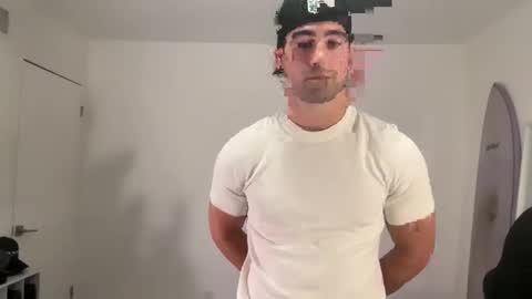 Snapshot of italianstallion336 chatting on September 26, 1:36 am italianstallion336 online show from September 26, 1:36 am