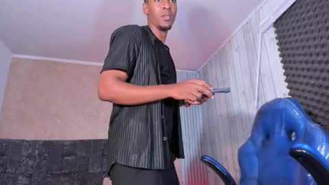 itanxfor online show from January 14, 2:44 pm