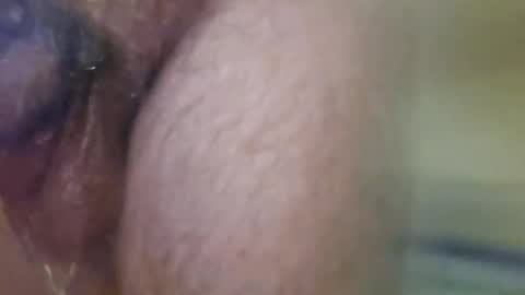 itissnowing online show from January 3, 1:48 am