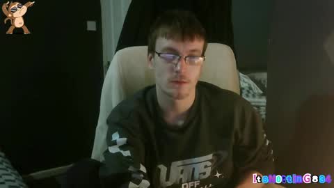 Snapshot of itsnotting834 chatting on February 13, 8:55 pm    online show from February 13, 8:55 pm