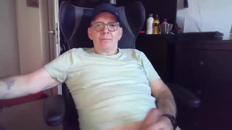 itunixx63 online show from October 21, 8:28 am