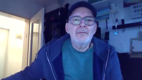 itunixx63 online show from November 25, 7:43 am