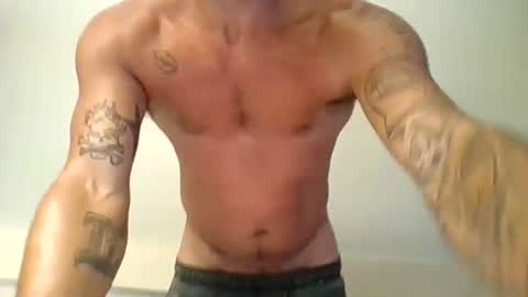 Itzmeebabyy online show from July 4, 6:38 am