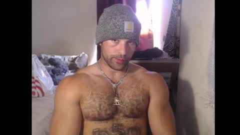 izak144 online show from November 10, 8:25 pm