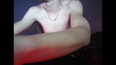 Yoursexxyguy online show from December 11, 7:10 am