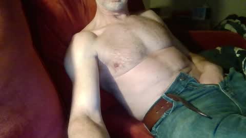 Snapshot of j4ckcock chatting on December 29, 10:47 pm J4ckcock online show from December 29, 10:47 pm