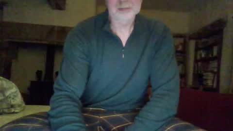 Snapshot of j4ckcock chatting on October 19, 4:39 am J4ckcock online show from October 19, 4:39 am