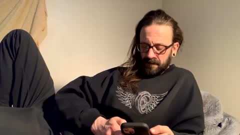 Snapshot of j_boogie_mane chatting on March 1, 7:20 am j boogie online show from March 1, 7:20 am