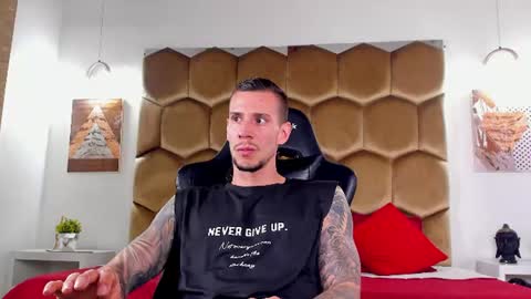 J King online show from June 13, 3:04 am