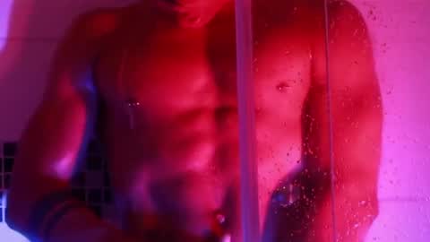 Snapshot of j_musiry chatting on January 8, 5:16 am i am juan musiry independent model  online show from January 8, 5:16 am