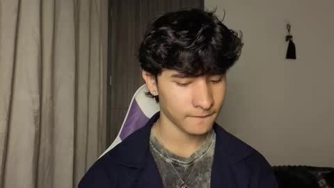 Noah online show from November 6, 11:19 pm