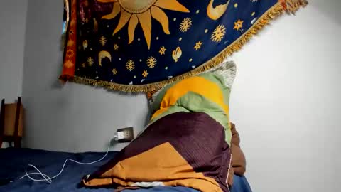 jaacksn online show from February 12, 12:44 pm