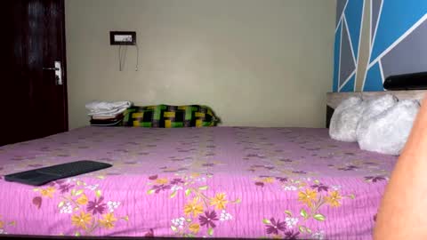 Jace online show from April 6, 8:15 am