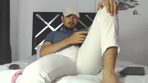 Snapshot of jack03xx_ chatting on January 10, 10:04 pm Jack online show from January 10, 10:04 pm